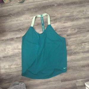 Nike workout tank